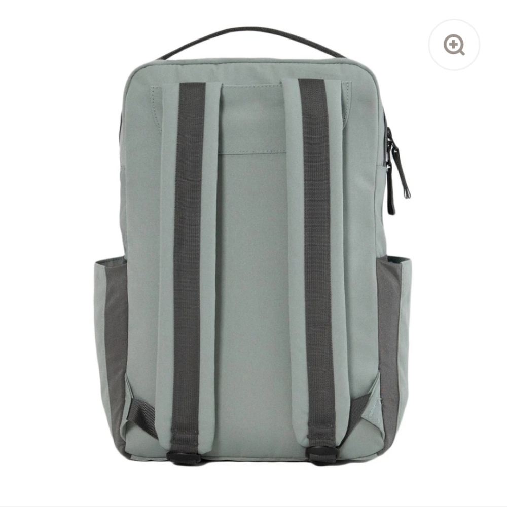 Red Rovr Roo Diaper Backpack - Picture 4 of 10